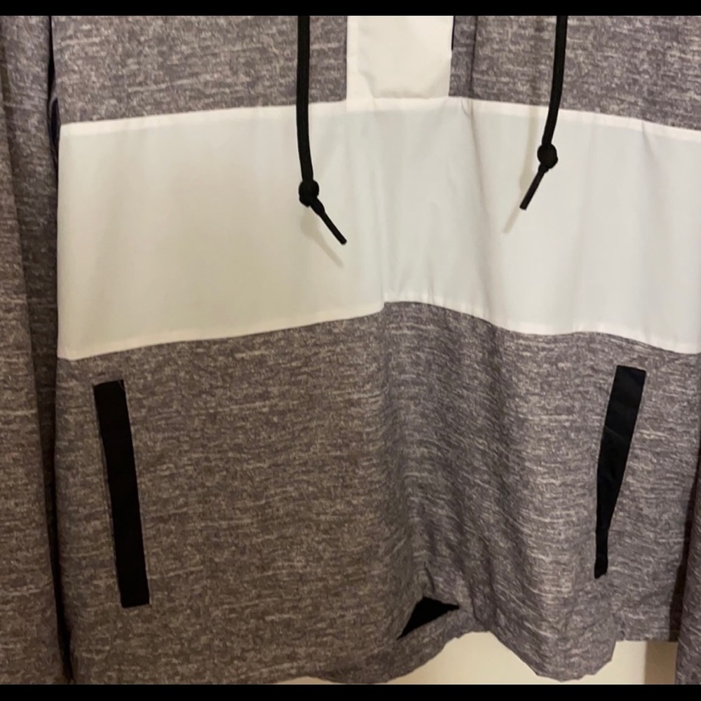 Pink pull over jacket - Picture 6 of 7